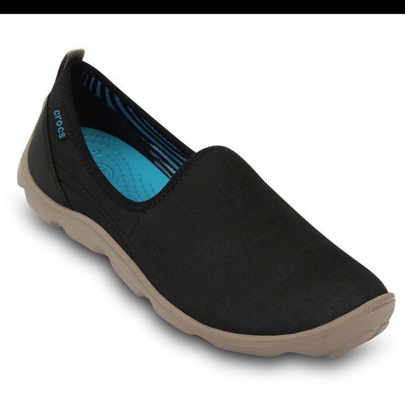 Women’s Crocs SIZE 9 - Picture 2 of 8